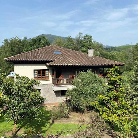 Casa De Los Carpinteros Arriondas Εξωτερικό φωτογραφία