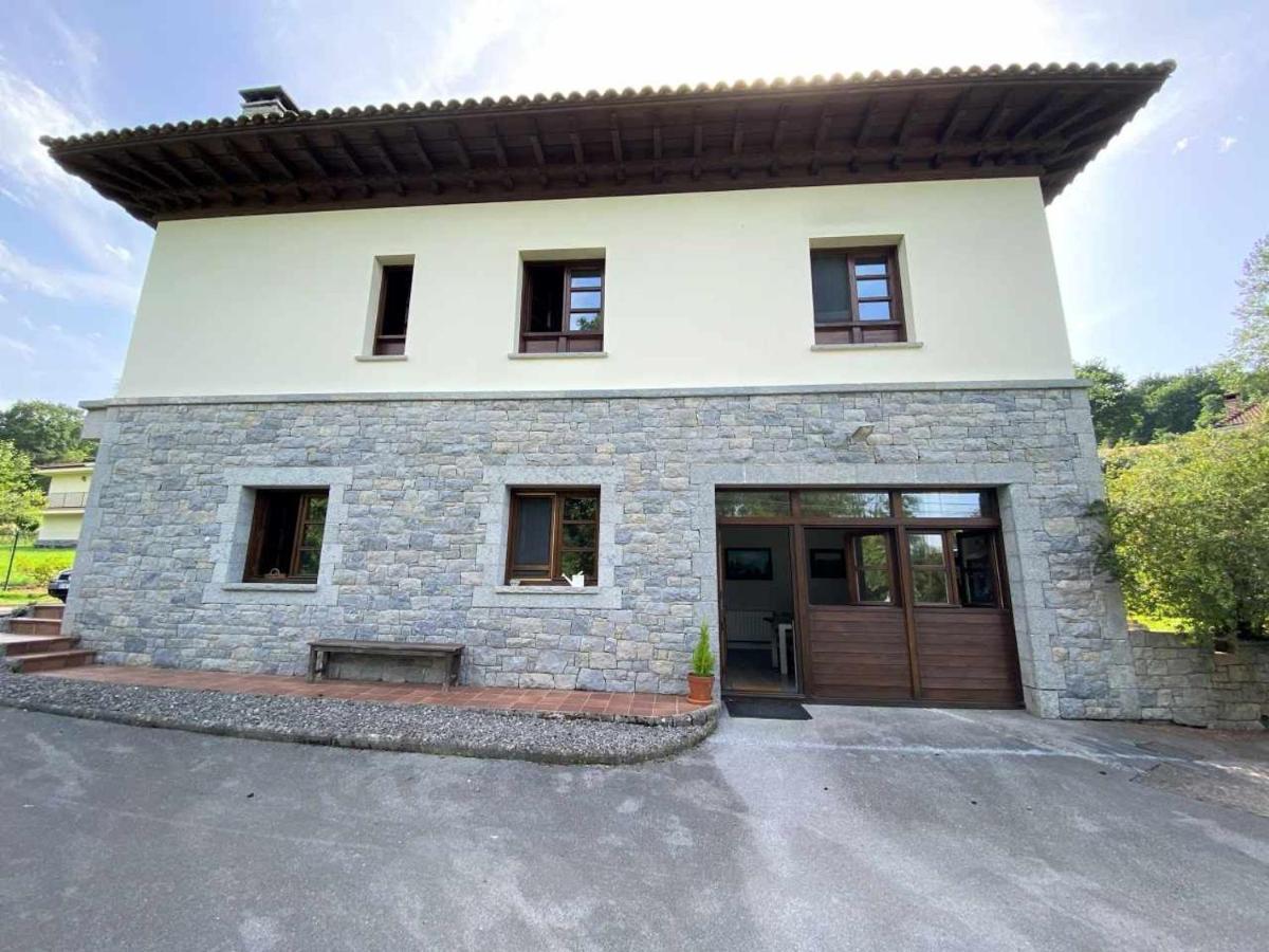 Casa De Los Carpinteros Arriondas Εξωτερικό φωτογραφία